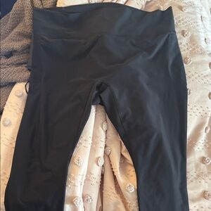 Black High-Waist Old Navy Active Leggings